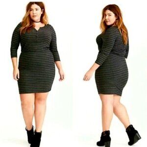 NEW TORRID women's plus size 2X striped henley black gray striped bodycon dress